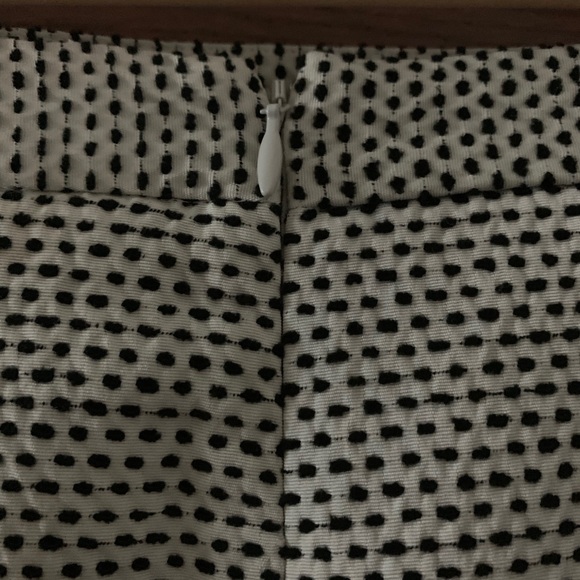 Loft textured pencil skirt - Picture 3 of 5